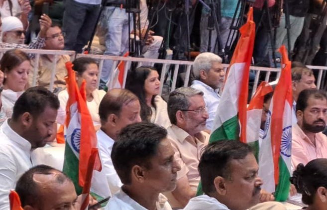ParmilaTokas's tweet photo. “ MAKE INDIA NO.1 “

श्री ￼अरविंद केजरीवाल जी के नेतृत्व में आज ताल कटोरा स्टेडियम में ￼मेक ￼इंडिया नंबर 1￼￼ कार्यक्रम का शुभारंभ किया￼￼￼

#AAPDelhi
#ArvindKejriwal https://t.co/esapN0p9vt