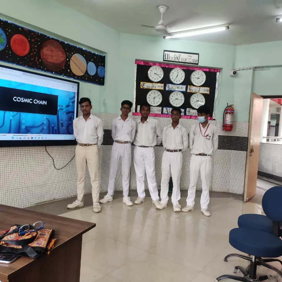 EMCCLASS's tweet image. #BusinessBlasters presentation happened in #Delhigovschool RPVV Sec- 19.
#EMC #BusinessBlasters2 #Delhigovschools #delhigram

@msisodia 
@AtishiAAP 
@SapnaYadav_EMC 
@SCERT2021 
@Dir_Education 
@DelhiGovDigital
@dilli_shiksha 
@UdhyamOrg 
@alohomora_edu