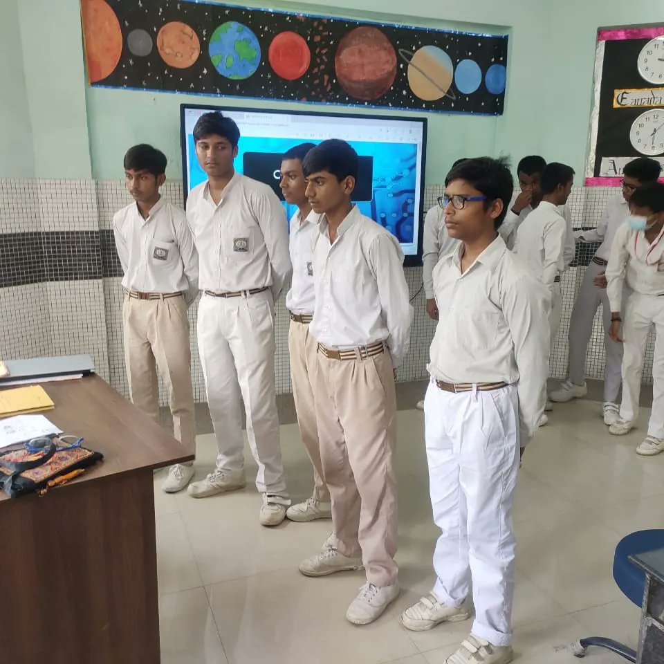 EMCCLASS's tweet image. #BusinessBlasters presentation happened in #Delhigovschool RPVV Sec- 19.
#EMC #BusinessBlasters2 #Delhigovschools #delhigram

@msisodia 
@AtishiAAP 
@SapnaYadav_EMC 
@SCERT2021 
@Dir_Education 
@DelhiGovDigital
@dilli_shiksha 
@UdhyamOrg 
@alohomora_edu
