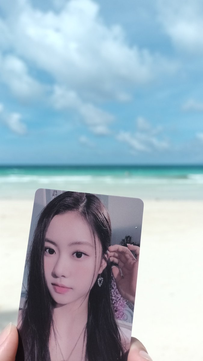 ppalganram's tweet photo. garam at the beach 🏖 https://t.co/2Jt9958GkD