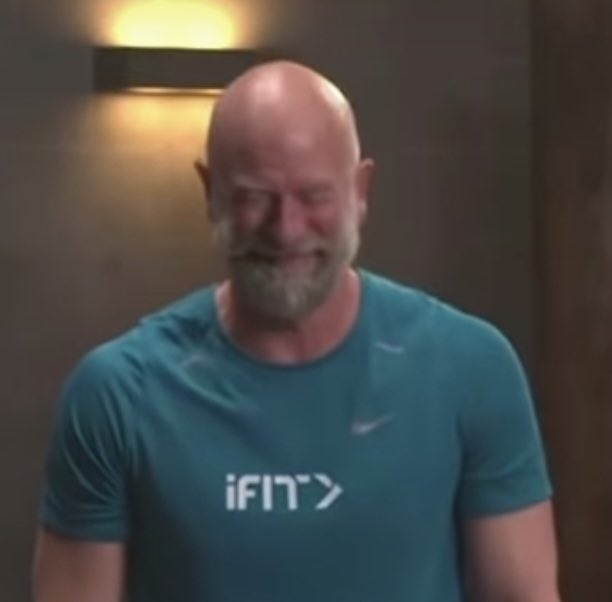 Kirsten_tmbp's tweet photo. @_dragonflies @grahammctavish We are the #ILAUGH gurls! Graham is just our kind of coach! 😂😂😂
#grahammctavish
#IFIT https://t.co/YgAIGZhzw9