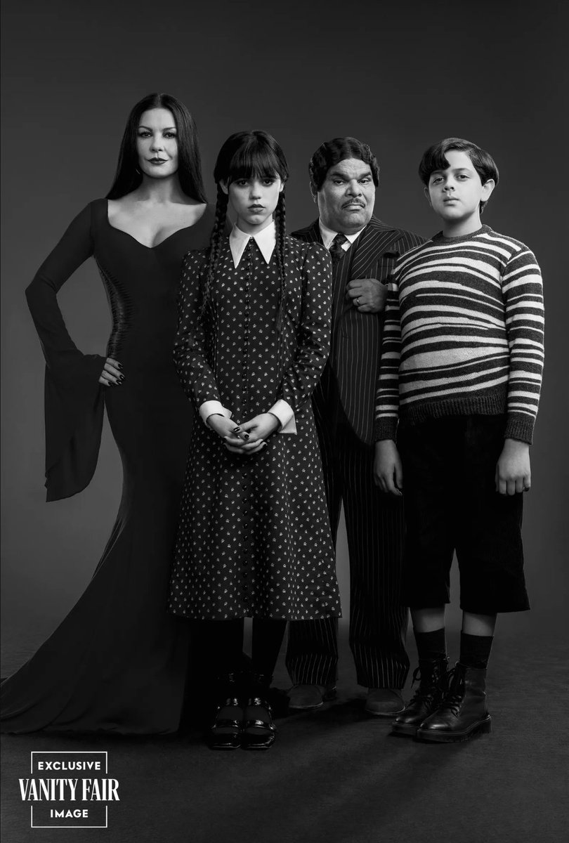 pop_kulturowy's tweet photo. W sieci pojawiły się pierwsze zdjęcia z nadchodzącej Netflixowej adaptacji Rodzinki Addamsów. Premiera w Halloween. #AdamsFamilly #Netflix https://t.co/wOHPzNsjNQ