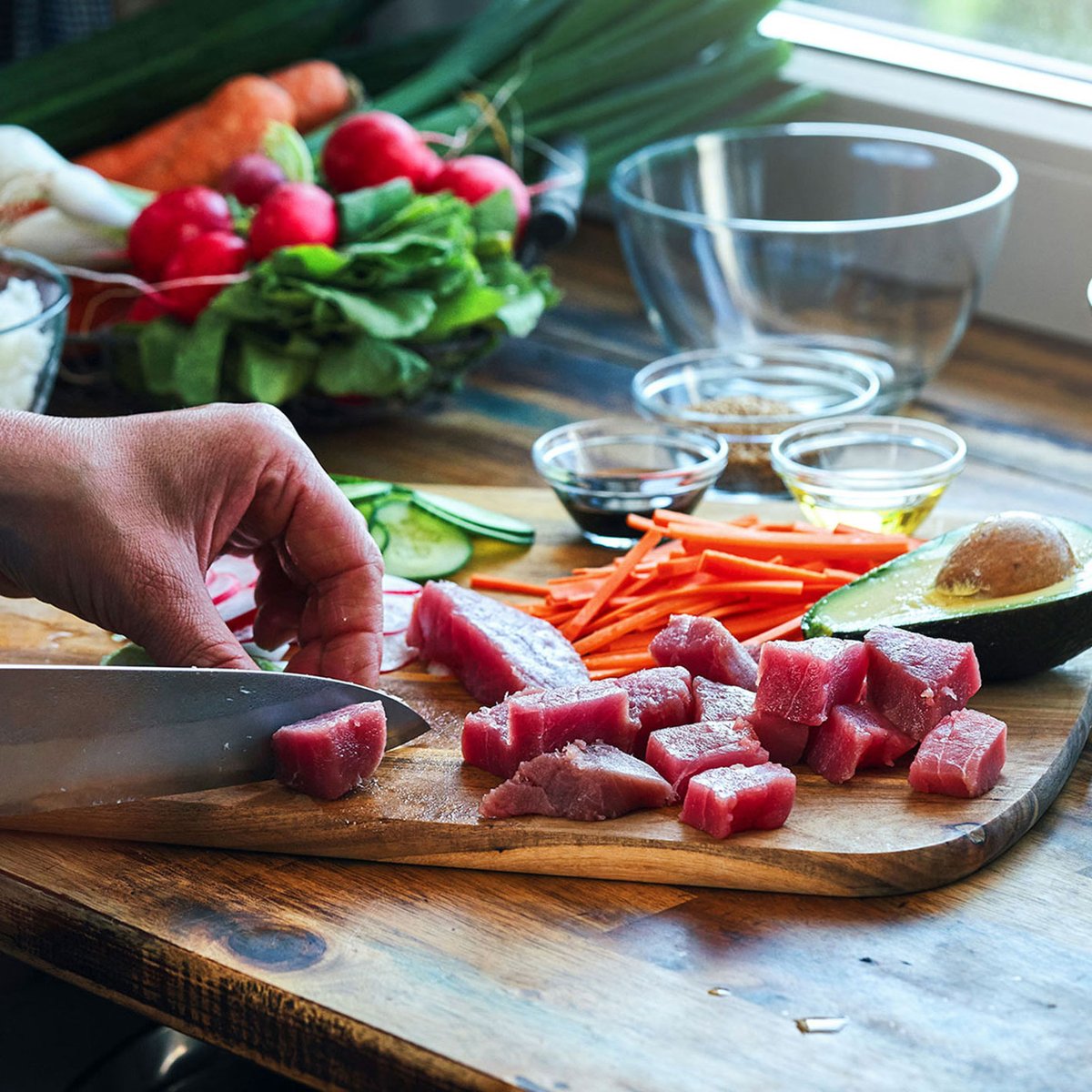 Anses_fr's tweet image. Les intoxications à l’histamine représentent l’une des principales causes d’intoxications alimentaires liées à la consommation de poisson. 

Ces intoxications sont facilement évitables. 

Explications et rappel de nos recos dans ce thread ⬇️

1/7