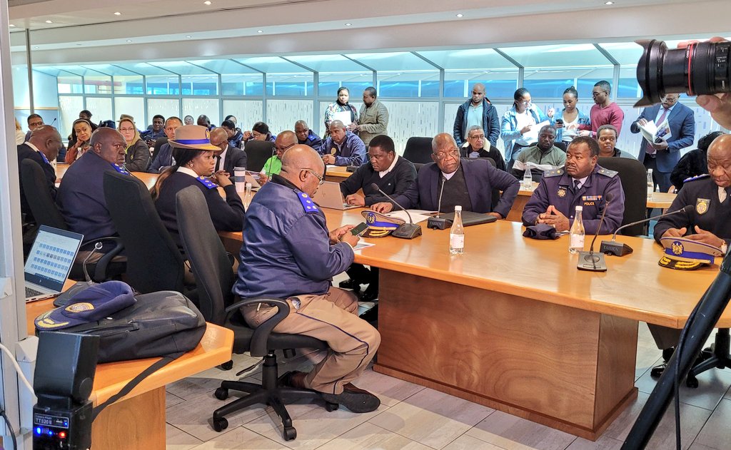 Jo'burg Metro Police Department - JMPD tweet media