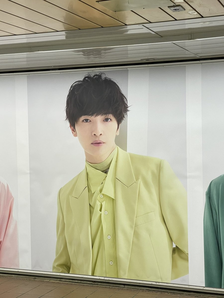 tamamoe2's tweet photo. 新宿行ってきた〜！！
どれも迫力あってかっこよかった♡
キス担さんいっぱいいて警備員さんも何人かいてやっぱキスマイって愛されてるなと思いました！
これからも応援し続けます💕 https://t.co/XCMxAIg5uS