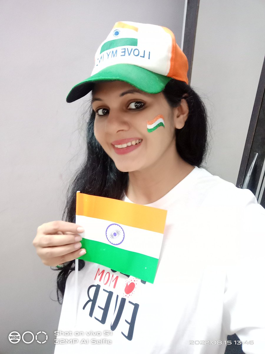 Sandhya19305980's tweet photo. VIP Innerwear (Official)
Here is My Entry Dear Team
@VIP_Innerwear
#FreedomVIPwali
Tag:@harryHardeep11 @HarshKasana19 @harsh974_ @VaishaliMaisur2 @anublue30 @SamiraRomit @santosh_godage @Deepak62032235 @ujjawalkumar26 @cuteushakumari @vinodsapra86 @vijumicro https://t.co/cI1jQmhVKm