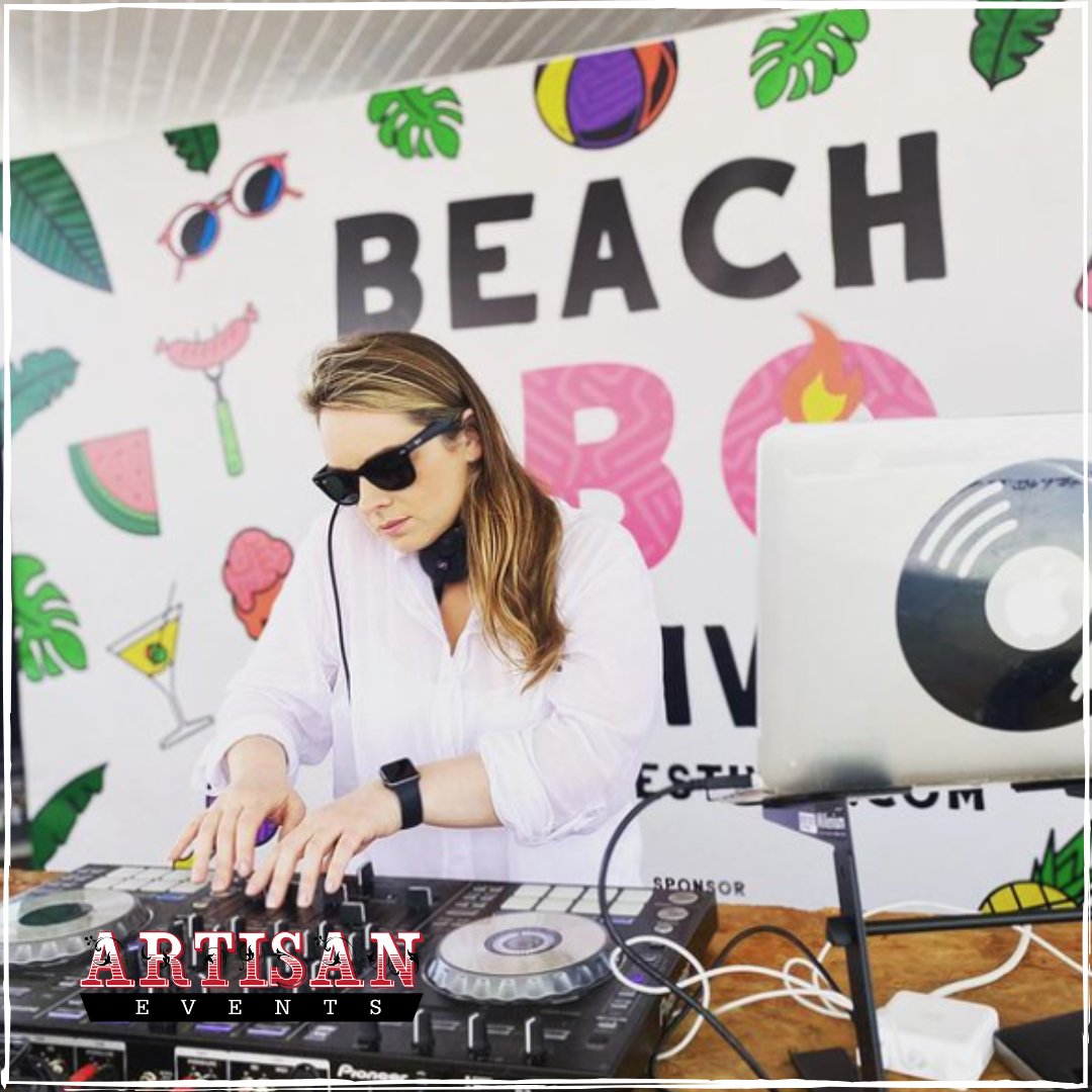 EventsArtisan's tweet photo. With summer almost coming to an end, we want to look back at some highlights 🔥

We turned up the heat this summer with Bray's Beach BBQ Festival 🍔We were celebrating 100 years of Irish aviation at the Bray Air Display with a funfair, food and craft village ✈️ #festival https://t.co/LymGn7vYr5