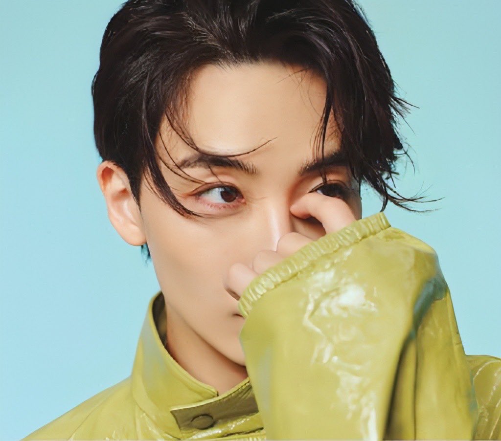 thinkeryjh's tweet photo. oh this magazine will be legendary https://t.co/9j0UXZq0FK