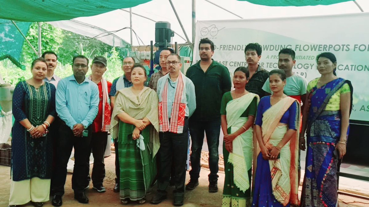 NECTAR_DST's tweet photo. Inauguration of the project, "Eco-friendly Cowdung Pots for Nursery", by NECTAR in collaboration with Dharitree Nursery, Sonapur on 17th Aug 2022 by DG, NECTAR, dignitaries from Forest Department Assam and other Officials from NECTAR https://t.co/1Q2hgpiZL7