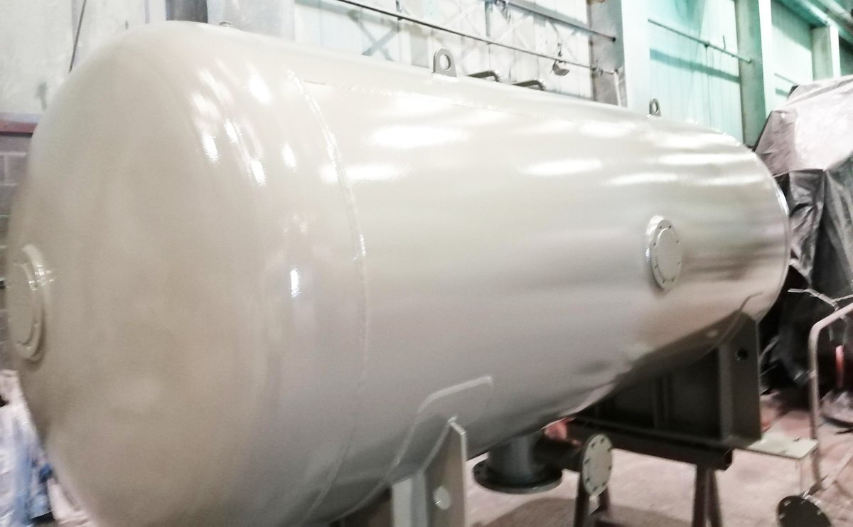 SPC_Paint's tweet photo. A mixture of #intumescent and #vessel work in our factory this week. Get in touch today to see if we can help you on your next #project - https://t.co/8flVSdABfu 

#industrial #industrialpainting #construction #protectivecoatings #structuralsteel #shotblasting #sheffield https://t.co/fOSTtAz9qk