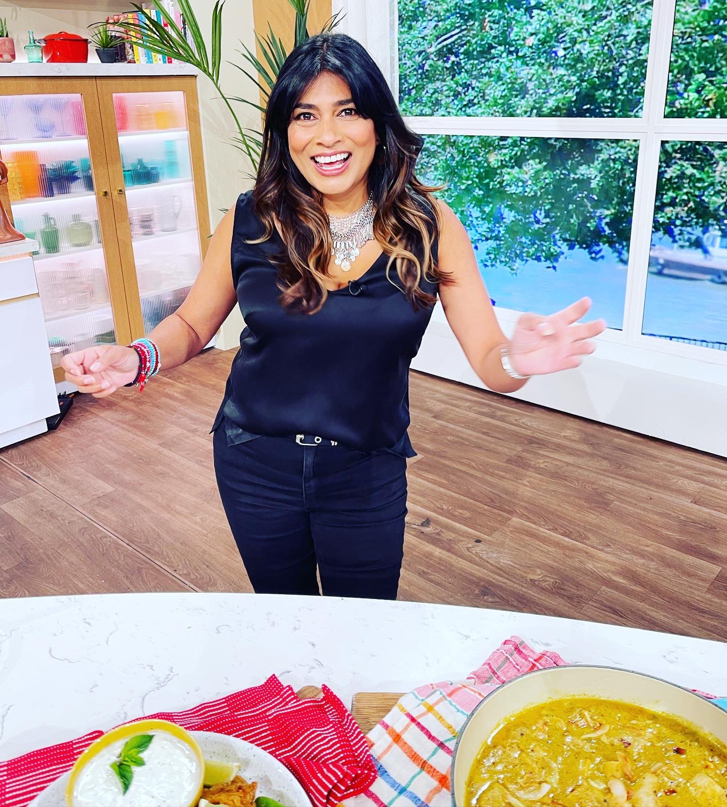 Nisha Katona on Twitter "I’m on thismorning itv at 11 am and 12 am