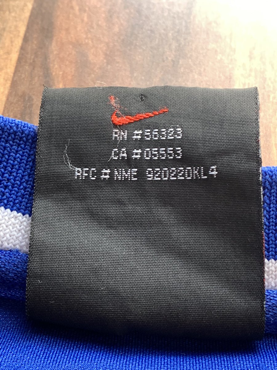 NPShirts's tweet photo. Rangers' 00/01 home shirt in XL. In great condition. 35€ incl. shipping. https://t.co/CdJxUKzF0S