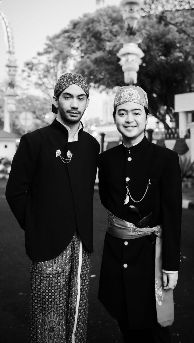 rezprill_squad's tweet photo. #rezarahadian istana merdeka https://t.co/9W3CmqXnIv