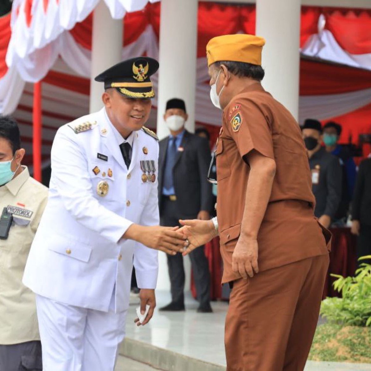 mas_triadhianto's tweet photo. Dirgahayu Indonesiaku yang ke-77 🇮🇩

Mari bersatu padu dan berkolaborasi untuk mendukung pencapaian Indonesia Maju. Dengan komitmen, dengan kerja keras, dengan inovasi dan kreatifitas. #DirgahayuHUTRI77 https://t.co/hiHSnvYdyW