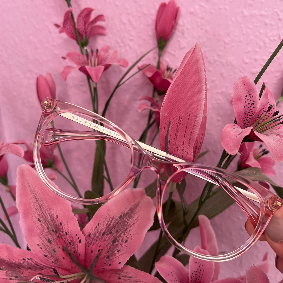 directsight's tweet image. On Wednesdays, we wear pink 💗

Get 10% off your new glasses with code:  TRUST10 👓

Shop now 🛒: directsight.co.uk/glasses