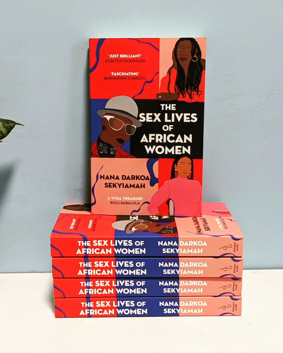 city_reads's tweet photo. Our best seller in a new paperback cover!
I love all the covers but the hardback US cover is my favorite! Swipe to see😍
Have you read this yet?
#sexlivesofafricanwomen #paperback #hardback #nanadarkoasekyiamah #nonfiction #bookstwitter #cityreads #bookborga https://t.co/HwiqIcVIOe