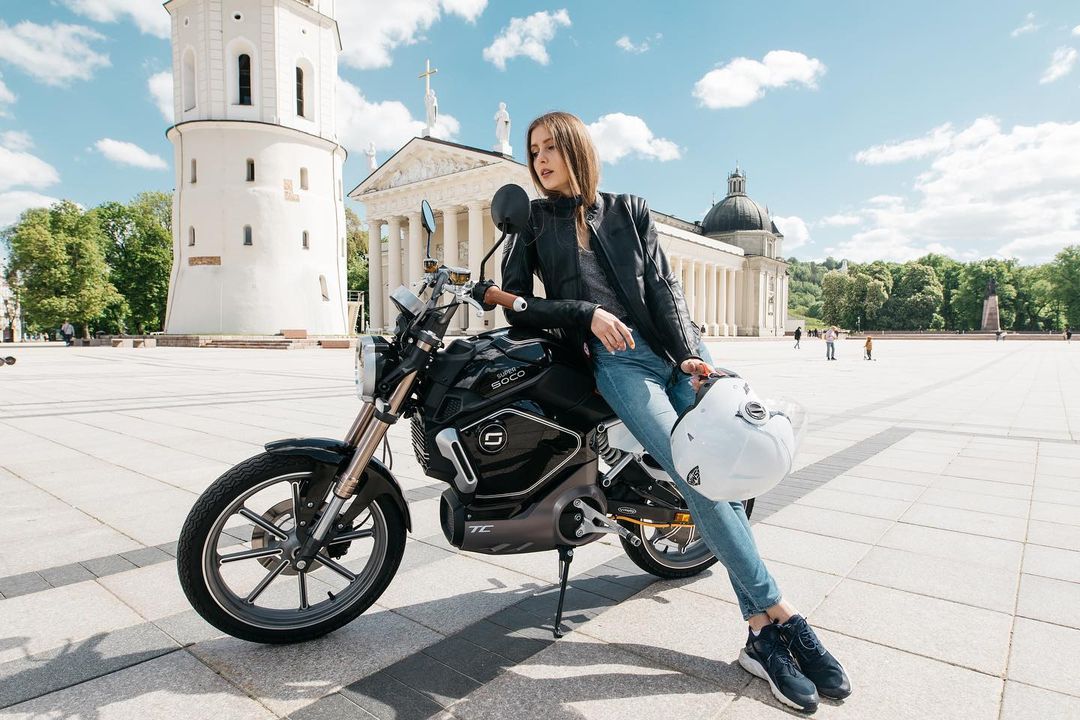 vmotosocouk's tweet photo. Super Soco TC ⚡️⚡️ Retro styling meets modern tech 

https://t.co/o9jTfOp7D5 

#SuperSocoAround #SuperSocoTC https://t.co/DYasdn9W8N
