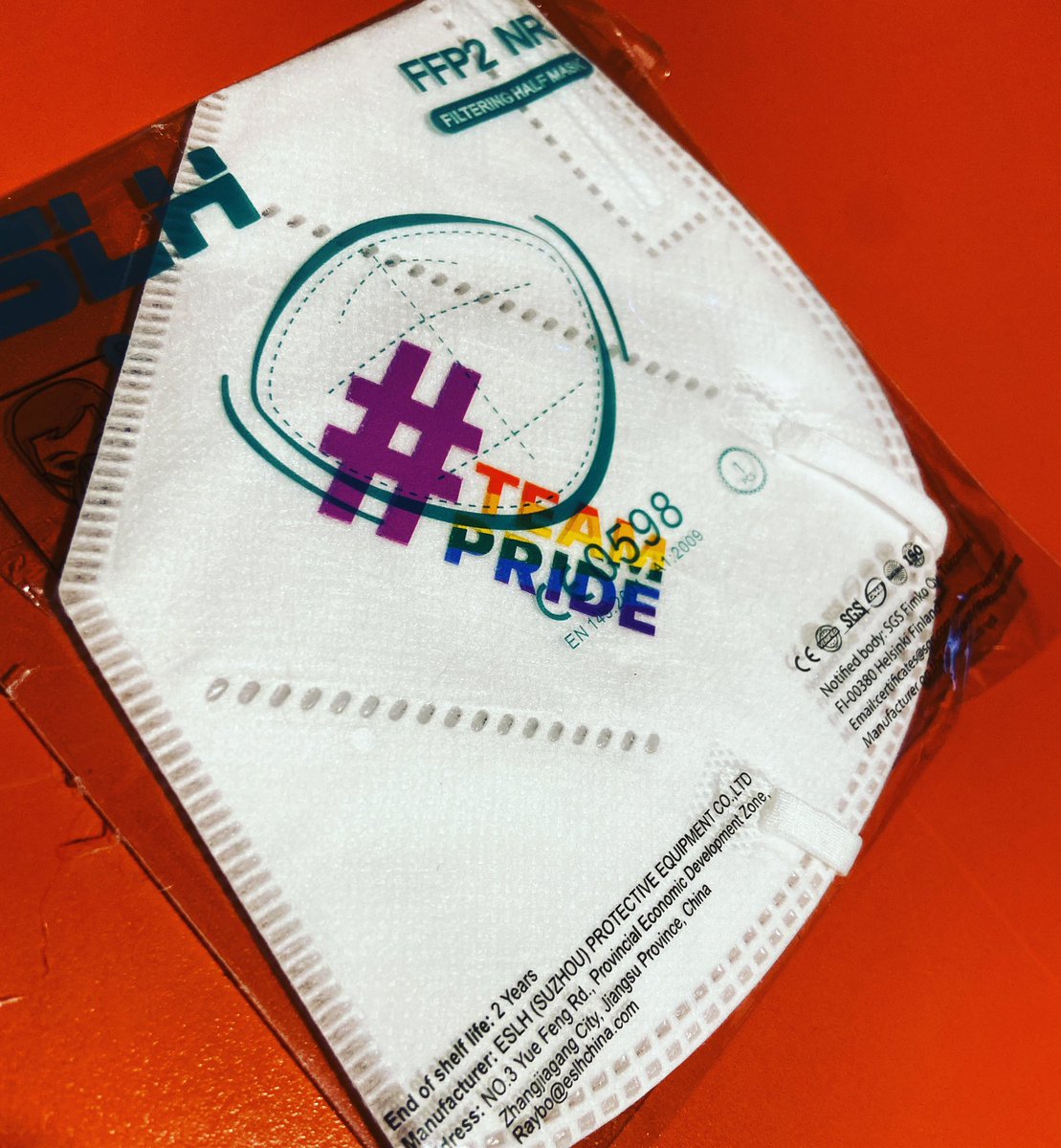 HuedelFuedel's tweet photo. Mein #Arbeitgeber schützt mich auch vor #Queeren #Keimen 🤡
Bin spätestens ab 19:00 Uhr wieder #live
🟣 https://t.co/dpSWEFr31O 🟣
💚 https://t.co/IrYpJ92kGy 💚 https://t.co/rBjQSw35Ko