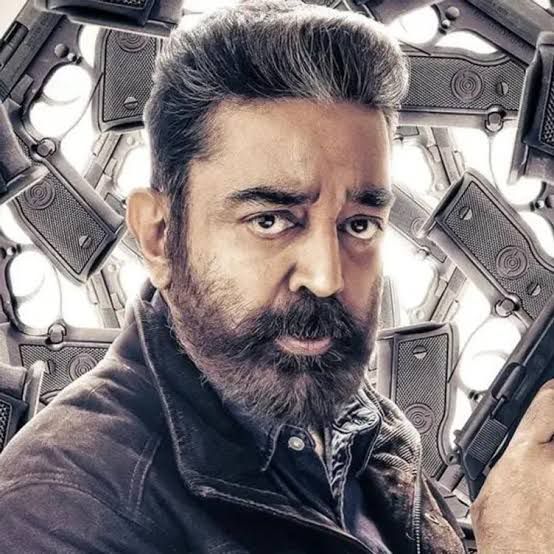 VikasPathak765's tweet photo. I am Big and Big fan of This superstar Hero Kamal Sir great man it is #75DaysofVikram https://t.co/GyMelsVS1i