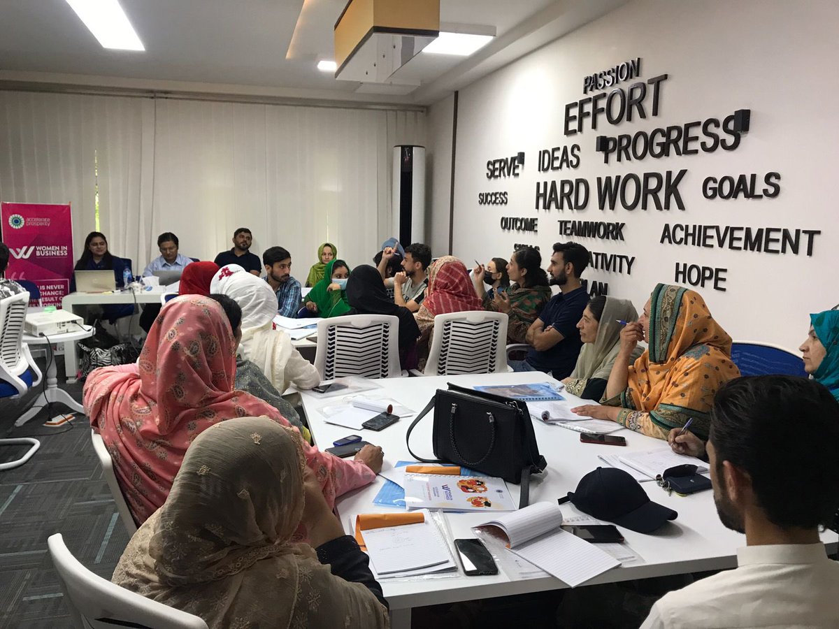 ApProsperity's tweet photo. Happening Right Now!

✨✨Our Women in Business (WIB) cohort is learning about BMC, Value proposition, customer relationships and working with full zeal and zest on improving their Business Models.

Stay Tuned to know more about the growth trajectory of these Impactreneurs! https://t.co/vhpNsaRvlJ