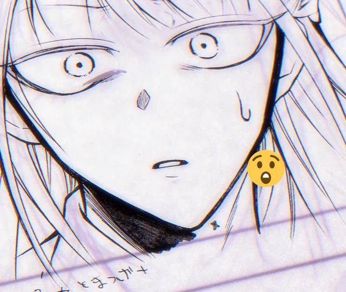 この鼻の影みたいの描いてはみるが結局消す率たかい。 