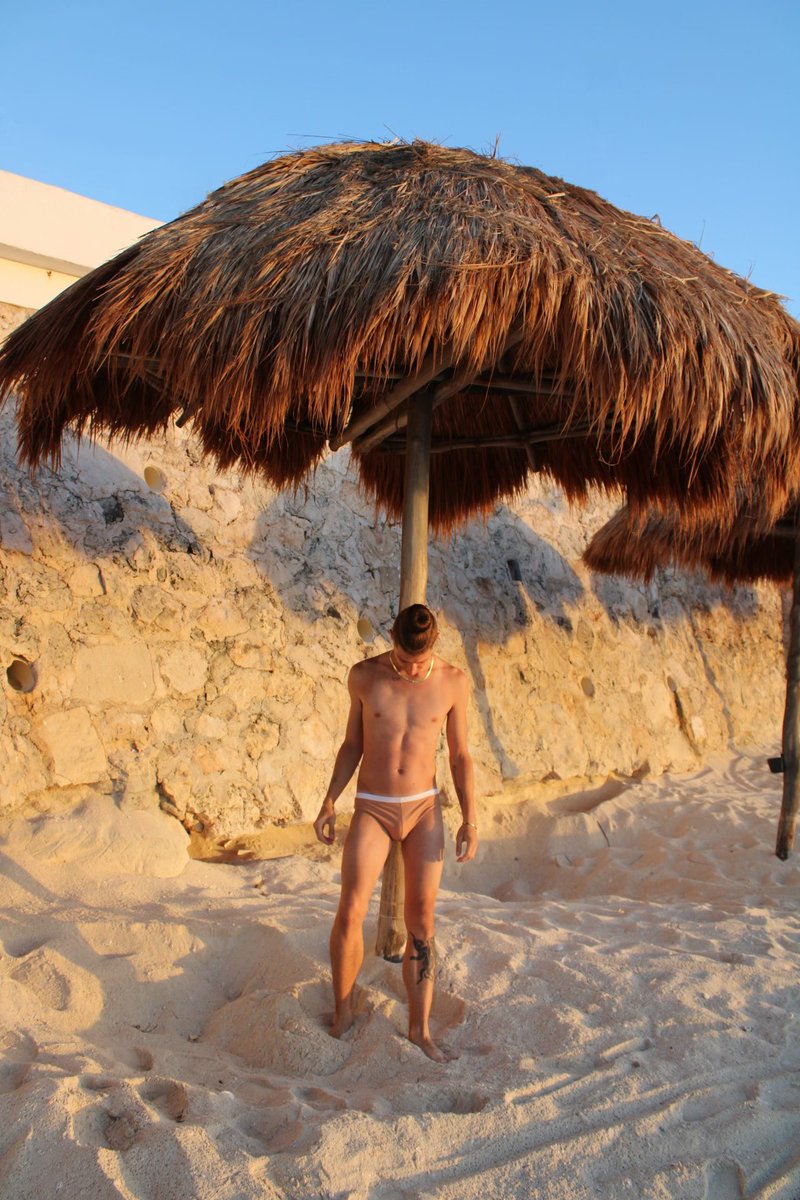 traviscrown's tweet photo. Cancun was beautiful ☀️ #restful https://t.co/ZNUIs7n69H
