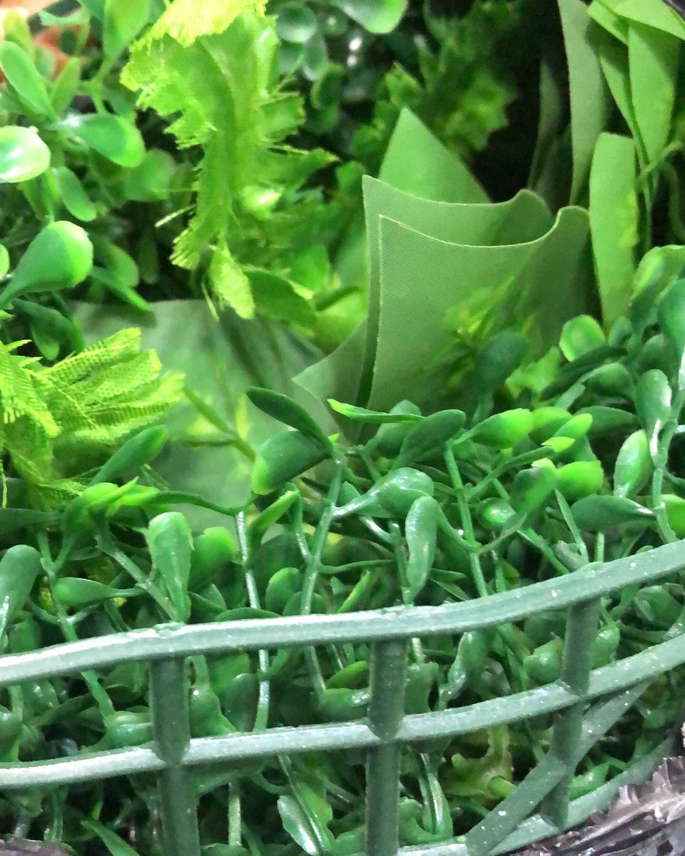 Pixxonwallpape's tweet photo. Grass for home , pet house , playground , showroom , offices etc https://t.co/4IqBV922Pi