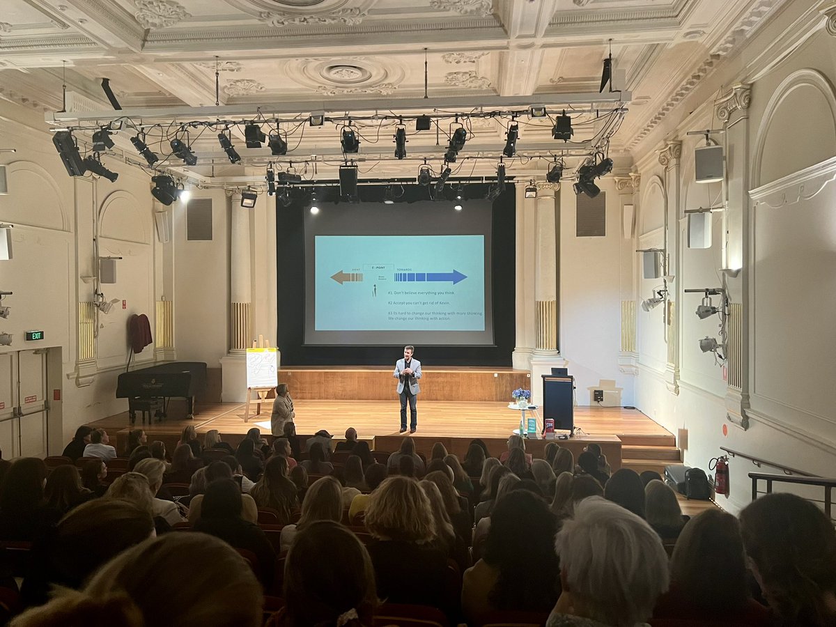 s_beaumontjones's tweet photo. An inspiring night @RWLNAustralia exploring courageous leadership with @DrAdamFraser. Motivated to challenge my inner Kevin! @NelyDaher @smithnad2793 @nmolloy81  @SueFloro https://t.co/zxjWqLD93S