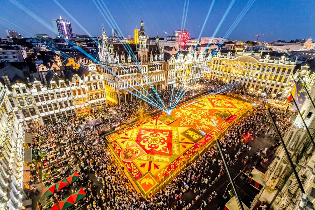 ArBelgian's tweet photo. اذا لم تراها على الواقع هذه بعض الصور الاستثنائية 
للمصور  Eric Danhier
#Brussels 
#Bruxelles https://t.co/8m8zRkEdBq