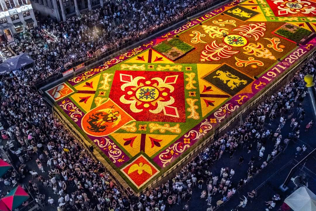 ArBelgian's tweet photo. اذا لم تراها على الواقع هذه بعض الصور الاستثنائية 
للمصور  Eric Danhier
#Brussels 
#Bruxelles https://t.co/8m8zRkEdBq