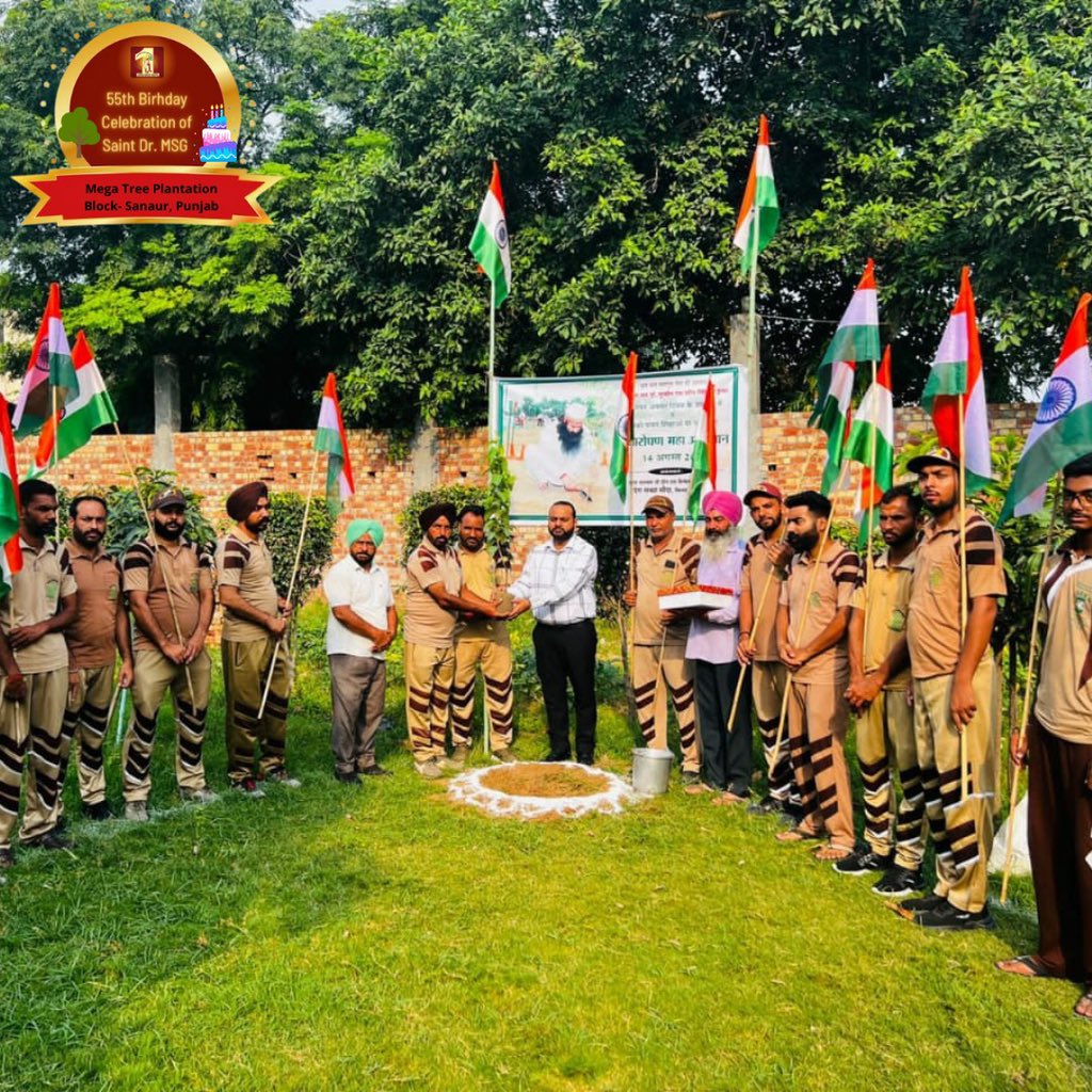 DSSNewsUpdates's tweet photo. By planting 37,30,462 trees🌱, #DeraSachaSauda devotees celebrated the #birthday of their spiritual teacher, Saint Dr. @Gurmeetramrahim Singh Ji Insan by gifting mother earth🌏 with greenery &amp; health. Their benefits will last long for the generations to come! https://t.co/QRKuTpnAiU
