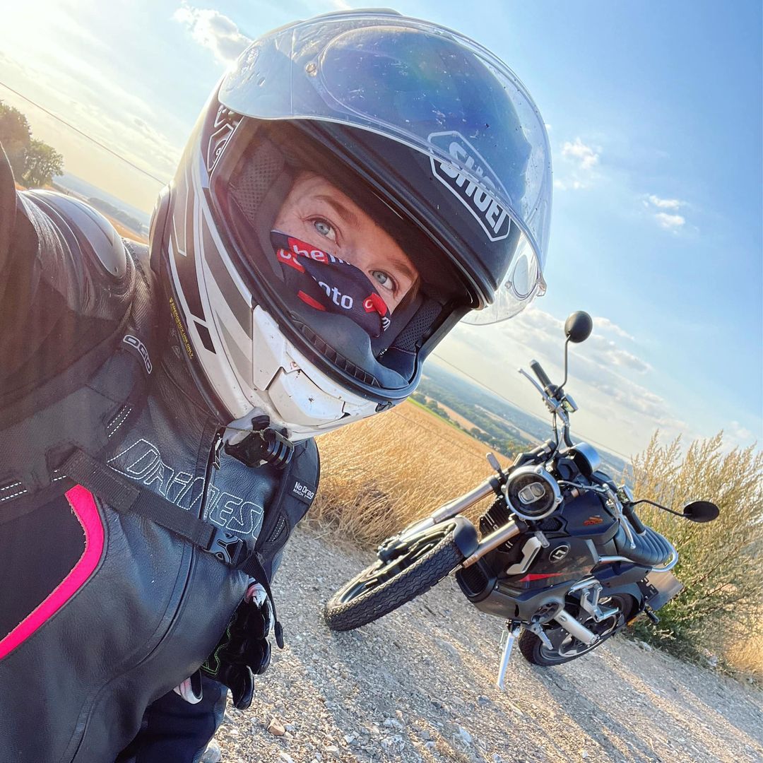 Have you got a nickname for your Super Soco?

<a href="/r1liz/">R1Liz</a> named this TC Max 'Sparky'! 

youtu.be/0rF0NTcaVUU #SuperSocoAround #TCMax #ElectricMotorcycles