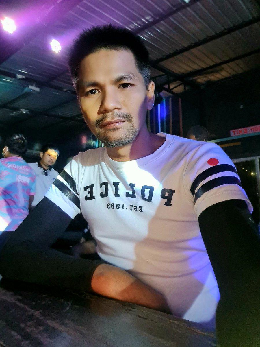 teeranaksin's tweet photo. มักเขา ฮู้ว่าเขาบ่มัก กะบ่เป็นหยัง
ตั๋วสี่แล้วกะแล้วดอก🥰🥰🥰 https://t.co/JhUtmtfz0R
