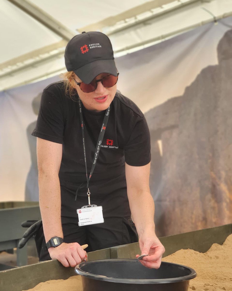 We are over halfway through our time at Stonehenge this summer! Come &amp; take part in the Kids Dig, findtreasure left by visitors through history.
We’d like to thank those who have boldly led budding young archaeologists so far…. We are there until the 4th Sept 🙂 #englishheritage