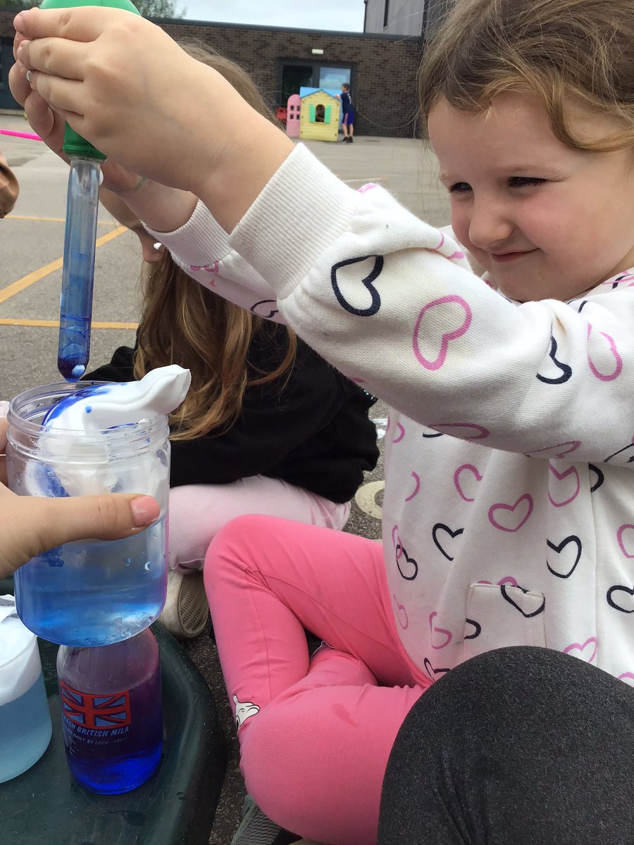 BPS_AllStars's tweet photo. We are doing weather experiments today, starting with learning about rain clouds! (Then a bit of messy play!) 🌧 @BlackrodPSch https://t.co/TthWBRMZSg