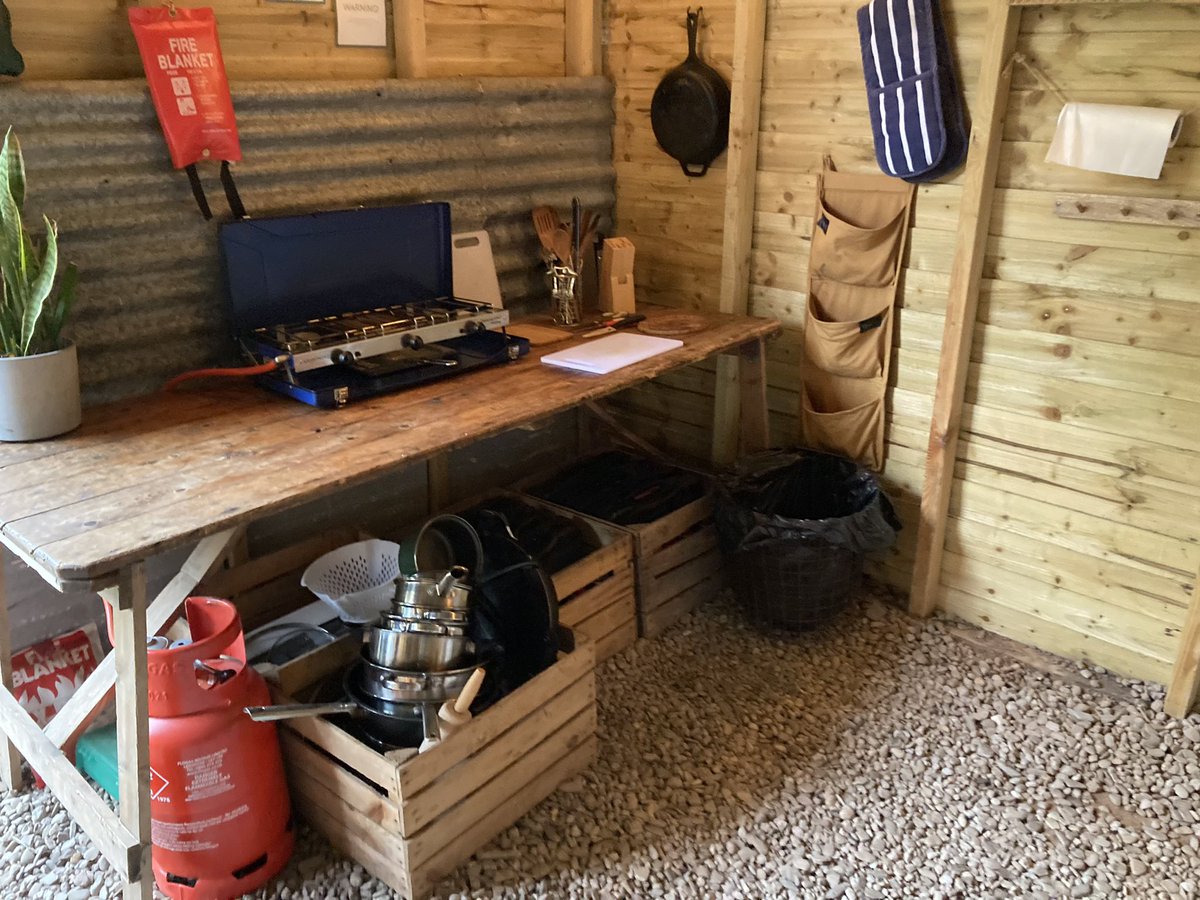 VisionBrightEd's tweet photo. Enjoying a bit of glamping cooking this morning! #glamping #summer #teachersoftwitter https://t.co/BjBatDb0pu