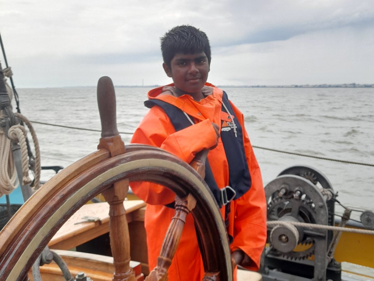 Ready about? Thanks to Active Thames and Reconnect Kent a group of young people from Gravesham are enjoying an exciting outdoor and active week of learning new skills whilst living and sailing aboard Blue Mermaid 😎
<a href="/SeaChangeTrust/">SeaChangeSailTrust</a> <a href="/UKSailTraining/">UK Sail Training</a> <a href="/ActiveThames/">ActiveThames</a> 
#ReconnectKent