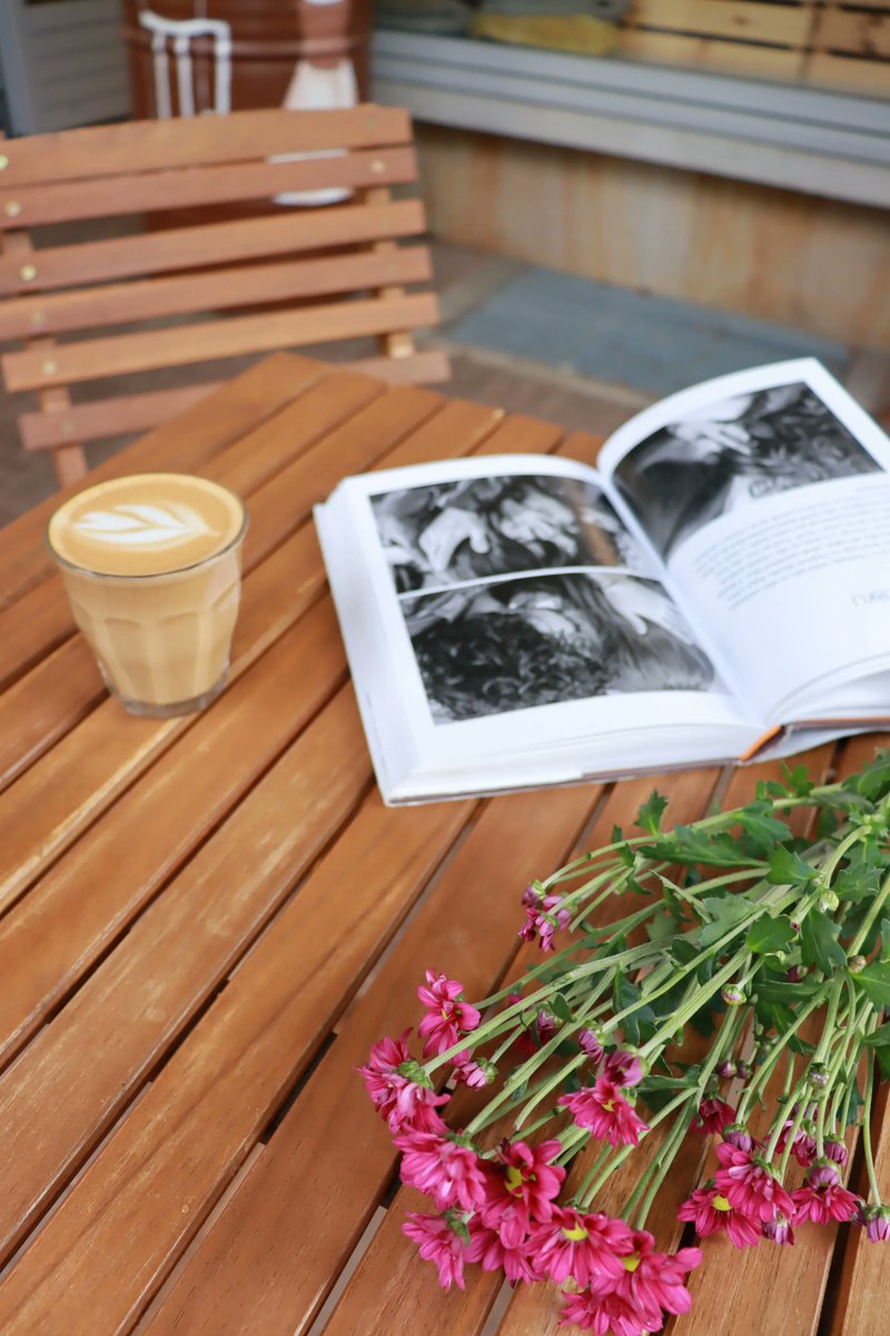 GutenbergInt's tweet photo. On Thursday evening, 11 August, we held our #long #drink #evening in a productive, pleasant atmosphere on the topic of "Johannes #Gutenberg as a #media #icon - Does Gutenberg's work shape #digitisation?" at the Quartier Mayence at 6 pm.
#bookpress #PC #Computer #reading skills https://t.co/Khcy1oL4By