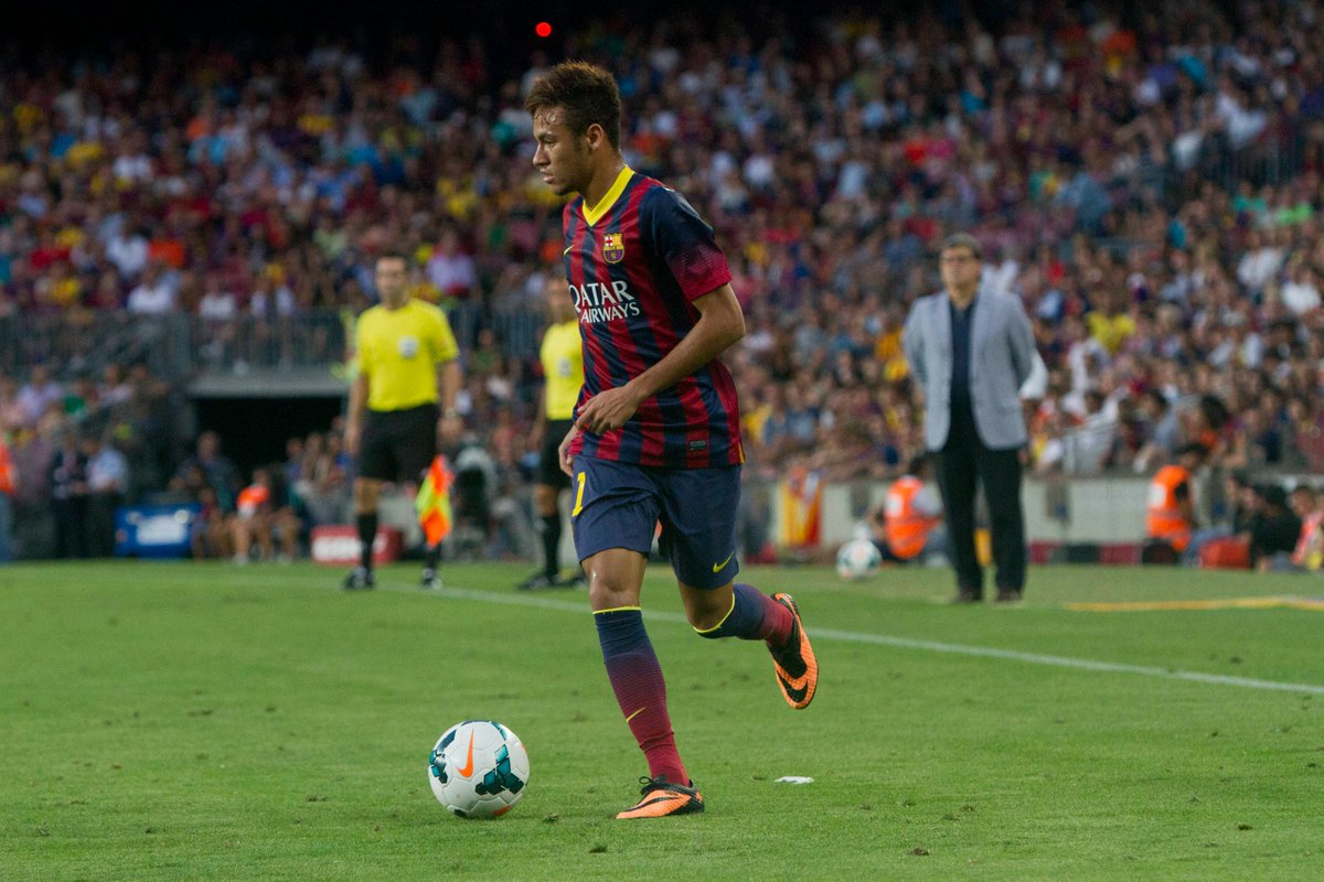 LaLigaEN's tweet photo. ⏱️ #OTD 🔙 in 2013 @neymarjr made his debut for @FCBarcelona, at the same time making #LaLigaHistory!! ❤️💙🇧🇷

#LaLigaSantander https://t.co/g2sOg2viPz