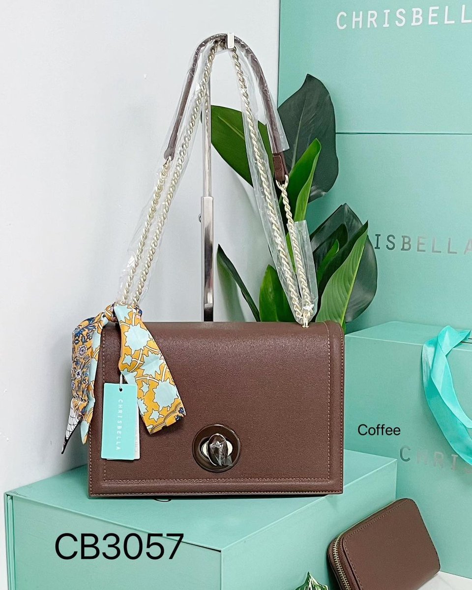 feetsnarms's tweet photo. Ladies luxurious HandBag
Bag code: C125
Price:
Brand: Chrisbella
All colors as seen available for quick delivery
To order; Click https://t.co/QR1f73h8Eu or send a direct message
#womenfashion
#officebag
#womenwithstyle
#womenwithclass
#luxuriousbag
#chrisbella https://t.co/G98bxkGpOP