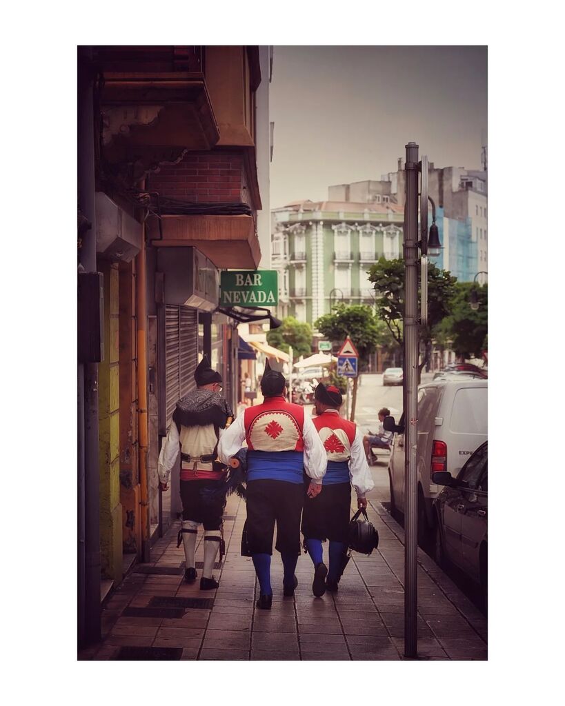 ccaophoto's tweet photo. Traditions #traditions #tradition #traditionalmusic #ethnography #asturies #paraisunatural #asturias #paraisonatural #asturias_ig #igersasturias #photo #photography #photooftheday #picoftheday #art #streetphoto #streetphotography #streetphotographer #nikon #z6 #nikonz6 #zlen… https://t.co/tNdKntuc2b