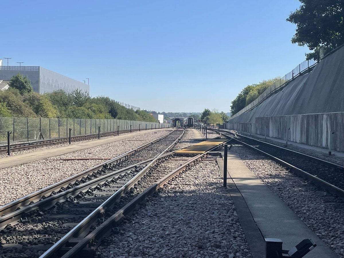 DannyWang2016's tweet photo. It was a lovely day to visit the train maintenance depot just behind the Wembley stadium, where was hosting the music festival last week. https://t.co/OKbBeGtqES