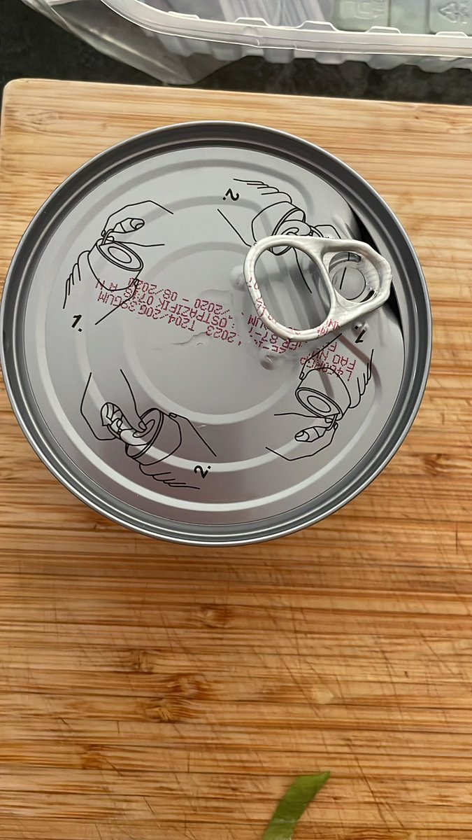 PerjanDuro's tweet image. Apparently there are people living under a rock that don’t know how to open a can. Very relatable to app users. Tutorials and onboarding IRL #app #iOS16Beta6