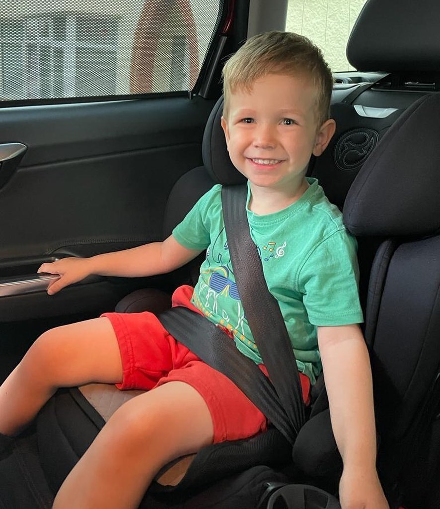 CombatPhot's tweet photo. New car seat day and looking SO grown up! 😱💙
#HarryBlake #HOTBlake #TeamBlake https://t.co/g5KivvPgKP https://t.co/hKXMDCVGK3