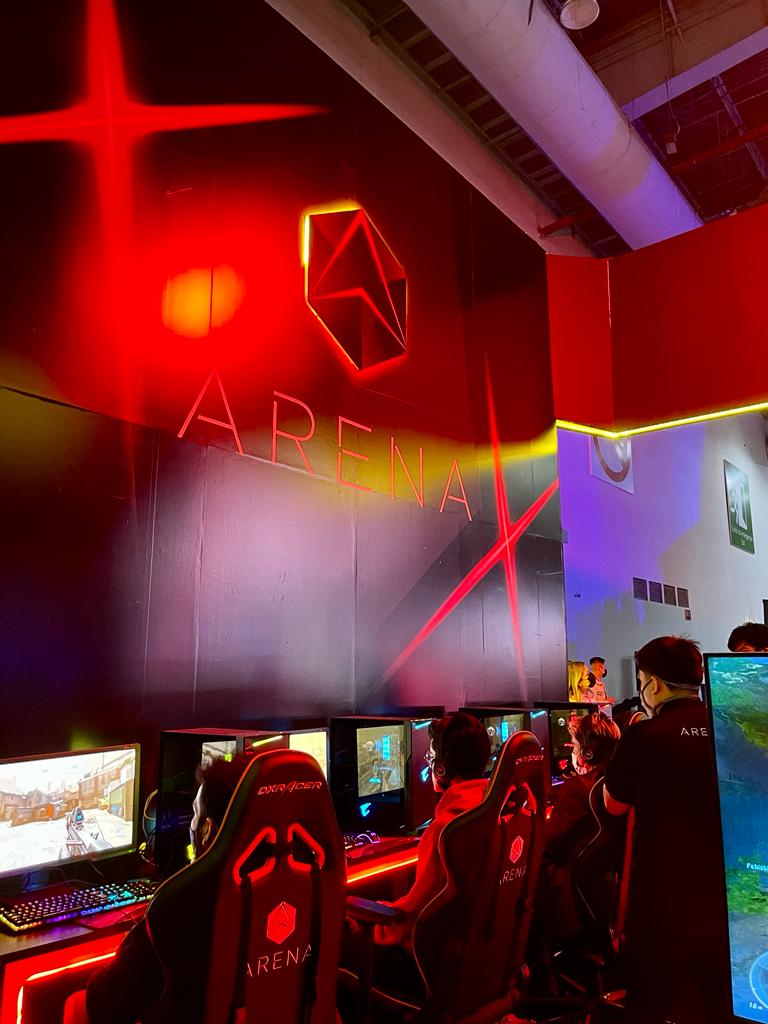 GarraGamingM's tweet photo. Events⚡Thousands of gamers and #esports enthusiasts came together at the official Halo Championship in Mexico City, produced by Gaming Partners.

Microsoft selected Gaming Partners from a pool of top providers to build this tournament.
#InfinityGamingMedia #LatinAmerica #Web3 https://t.co/Yh5DVpR61n