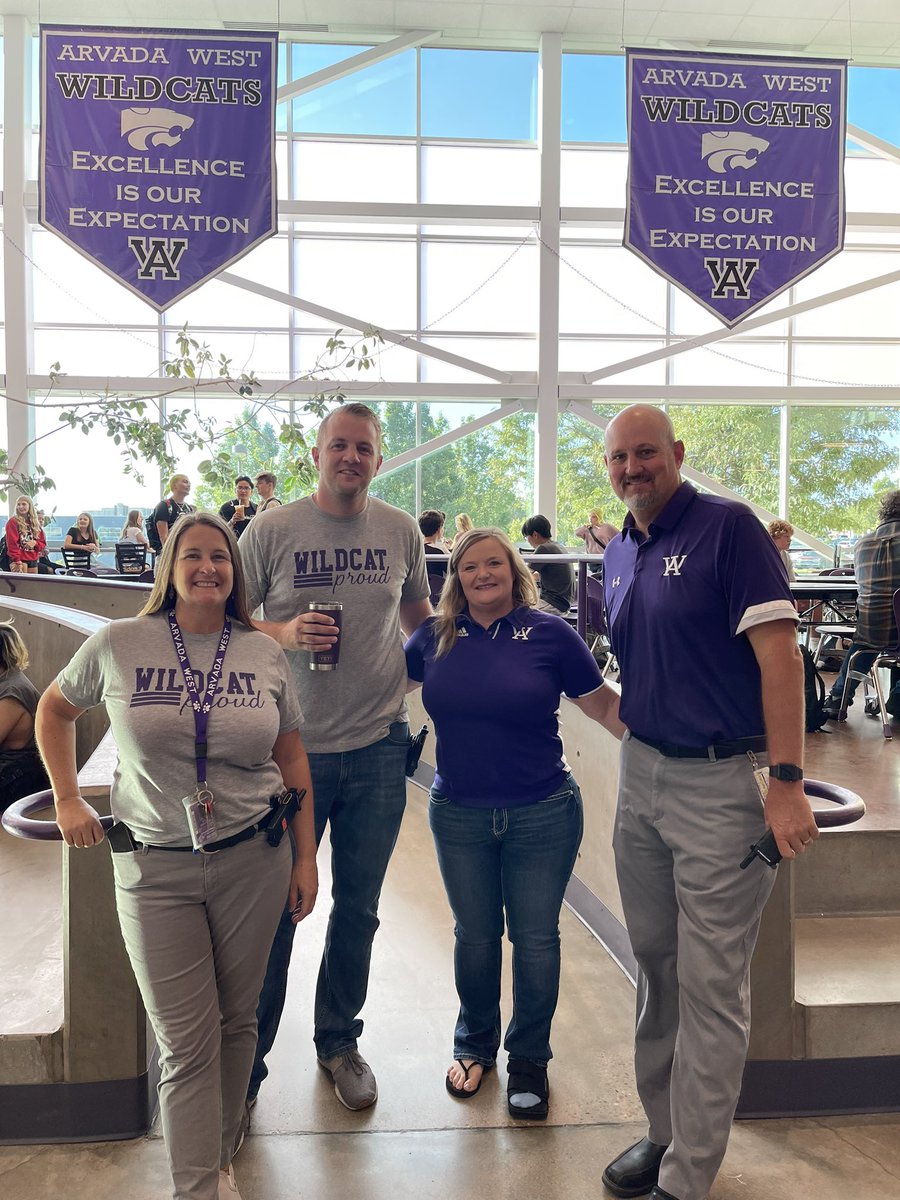 Principal_Pena's tweet photo. Today we welcome back all middle school and high school students for their official #JeffcoFirstDay of 2022-2023 school year! These Arvada West HS students are already making memories! Go Cats! π @JeffcoSchoolsCo https://t.co/pcmqhSKKjZ
