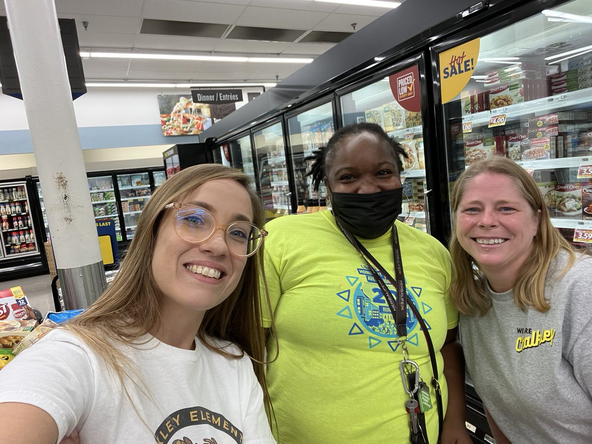 ms anderson (@jennada90675640) on Twitter photo We were given opportunity to share care in our community. Here we helped cover some groceries for a parent! #chalkleycares <a href="/Chalkley_ES/">Chalkley Elementary School</a> We were given opportunity to share care in our community. Here we helped cover some groceries for a parent! #chalkleycares <a href="/Chalkley_ES/">Chalkley Elementary School</a>