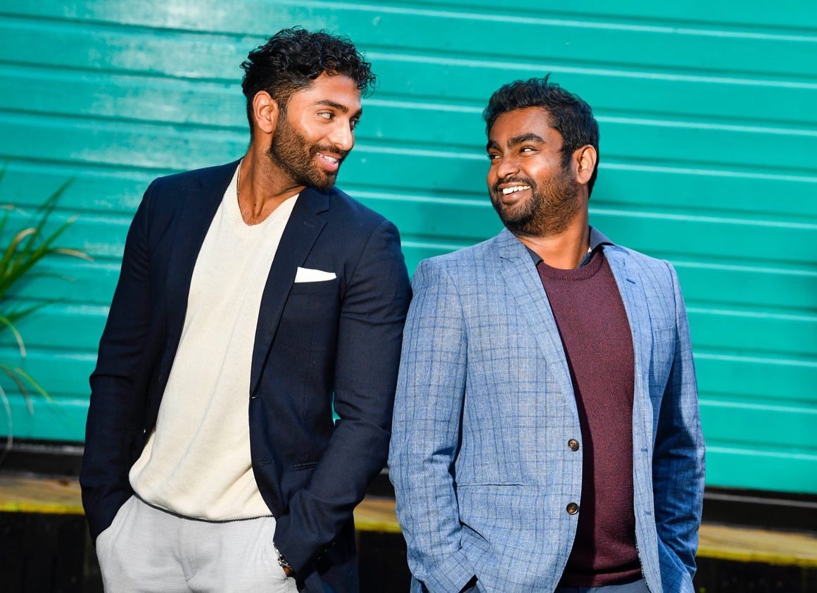Rajesh and Naresh (@rajeshandnares1) on Twitter photo Come check out these handsome men at <a href="/CamdenFringe/">Camden Fringe</a> Sun-Tues!
tinyurl.com/rajeshnareshca…
<a href="/CamdenPT/">Camden People's Theatre</a> #theatre #camdenfringe #fringe #comedy #lgbtq #queer #gay #southasian #indian #poc #brown Come check out these handsome men at <a href="/CamdenFringe/">Camden Fringe</a> Sun-Tues!
tinyurl.com/rajeshnareshca…
<a href="/CamdenPT/">Camden People's Theatre</a> #theatre #camdenfringe #fringe #comedy #lgbtq #queer #gay #southasian #indian #poc #brown