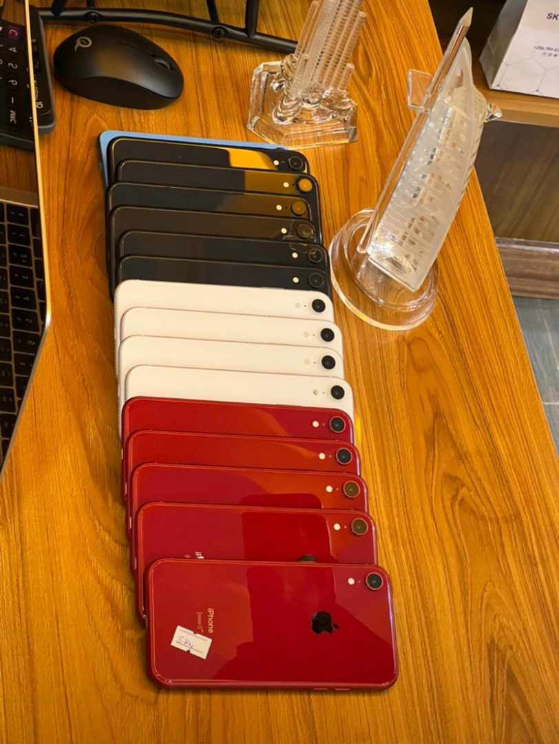 Amooti_Mami's tweet photo. Make  @Ash_phones your phone plug and thank me later,they sell at affordable prices don't miss out 🥳Contacts;  0708491354 / 0709149221

Location; Kisa kya Maria, Level 1 Opposite Galilaya
#AshPhones https://t.co/aNenalmygK