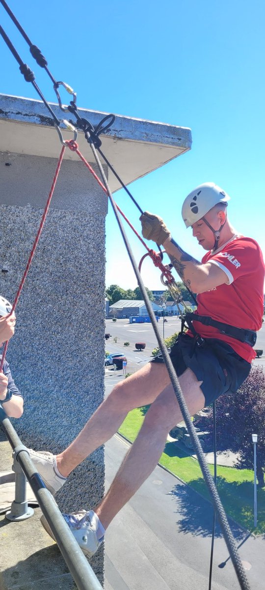 2 BAR conducted a confidence and adventure training week last week, supported by DF Kayak Club and DF Association of Mountaineering. Many thanks to our instructors both internal and external for providing hugely rewarding training and development for our soldiers.